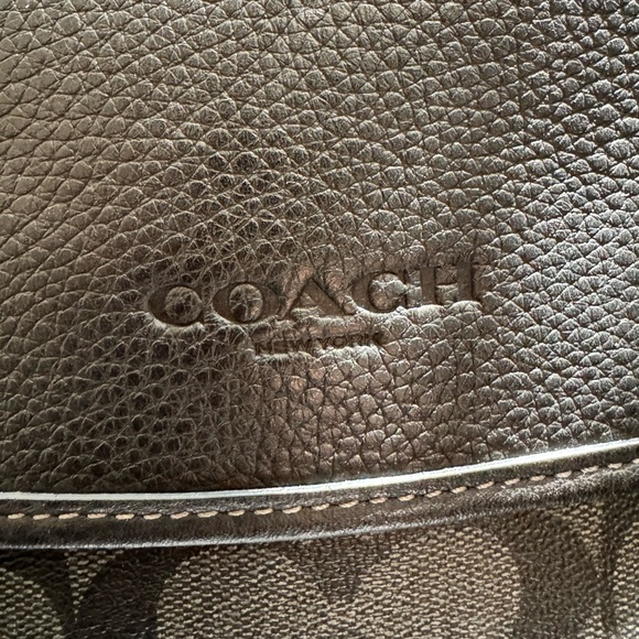 Coach New York Signature Print Sullivan Brief Bag - Picture 4 of 11